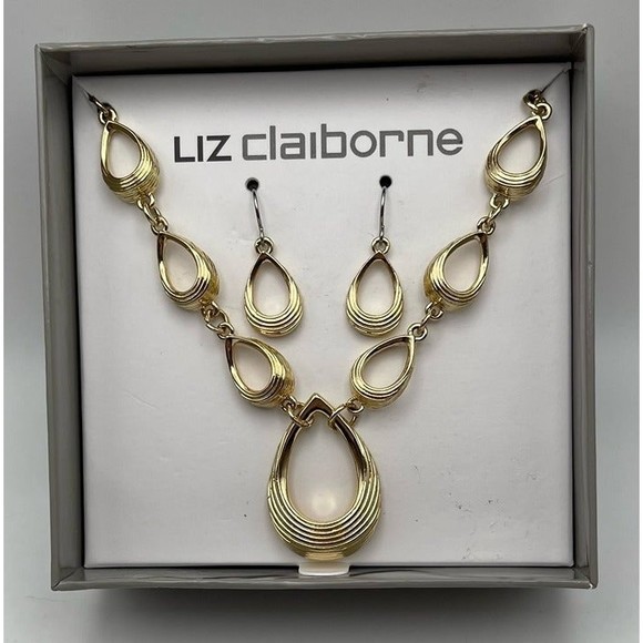 Liz Claiborne Jewelry - NWT Liz Claiborne Gold Necklace and earrings